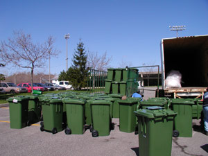 The city's new organic waste diversion project will take biodegradables from curbside collection and process the waste using anaerobic digestion technology to capture the methane gas and produce compost. Money will be saved from the diversion of waste from landfills, while revenue will be generated through the production of methane gas for fuel and the sale of compost.&nbsp;