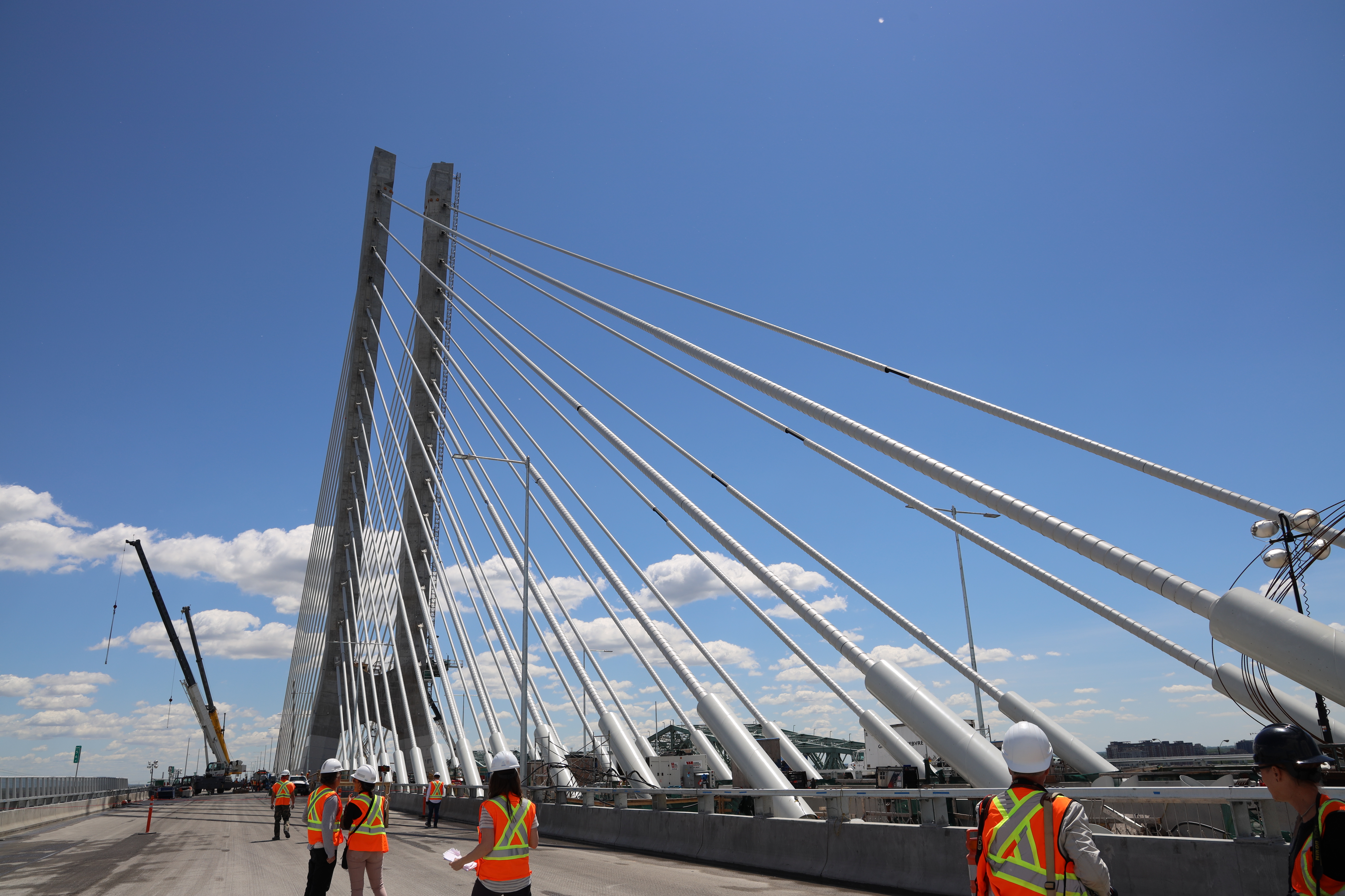 Image of the new Samuel-de Champlain Bridge